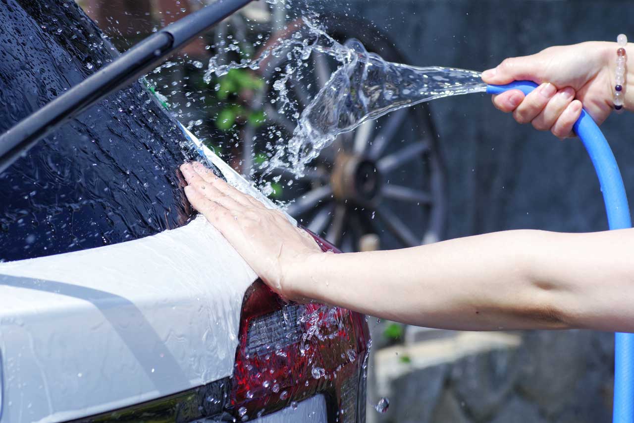 車の水洗い